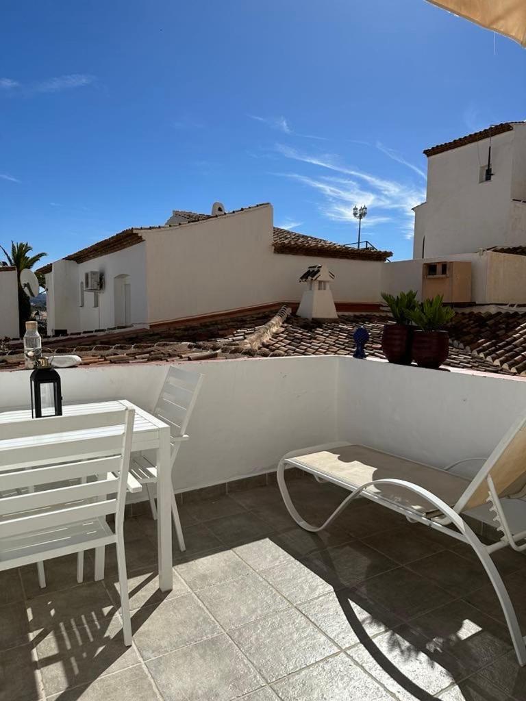 Right By The Pool Area In Capistrano Village! Nerja Kültér fotó